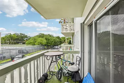 15225 NE 6th Ave #B208, Miami, FL 33162 - Photo 11