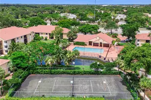 5661 Riverside Dr, Coral Springs, FL 33067 - Photo 13
