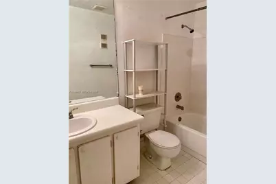 809 NE 199th St #206-7, Miami, FL 33179 - Photo 11