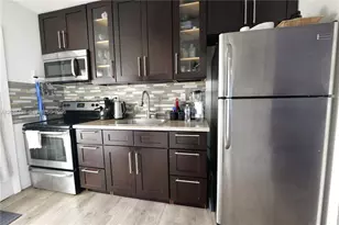 1245 Pennsylvania Ave, Miami Beach, FL 33139 - Photo 5