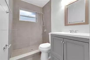 746 SW 4th St, Dania Beach, FL 33004 - Photo 17