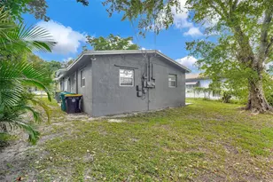 746 SW 4th St, Dania Beach, FL 33004 - Photo 31