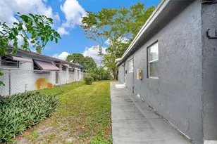 746 SW 4th St, Dania Beach, FL 33004 - Photo 27