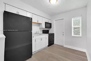 746 SW 4th St, Dania Beach, FL 33004 - Photo 7