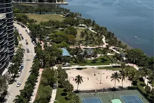 1717 N Bayshore Dr, Miami, FL 33132 - Photo 27