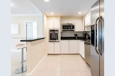 19370 Collins Ave #716, Sunny Isles Beach, FL 33160 - Photo 7