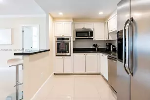 19370 Collins Ave, Sunny Isles Beach, FL 33160 - Photo 7