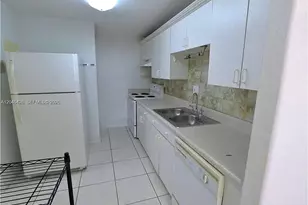 2903 NE 163rd St, North Miami Beach, FL 33160 - Photo 11