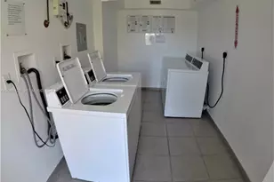 2903 NE 163rd St, North Miami Beach, FL 33160 - Photo 29