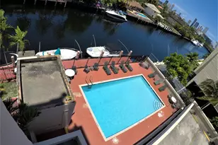 2903 NE 163rd St, North Miami Beach, FL 33160 - Photo 33