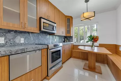 549 NE 12th Ave #1, Fort Lauderdale, FL 33301 - Photo 25