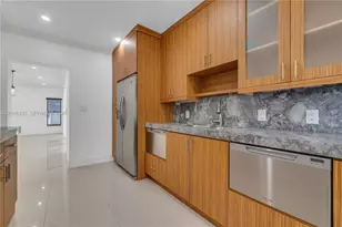 549 NE 12th Ave, Fort Lauderdale, FL 33301 - Photo 23