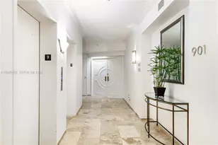 300 South Pointe Dr, Miami Beach, FL 33139 - Photo 13