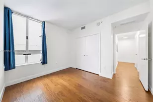 1900 N Bayshore Dr, Miami, FL 33132 - Photo 11