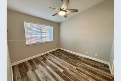 8769 SW 215th Ter #102, Cutler Bay, FL 33189 - Photo 5