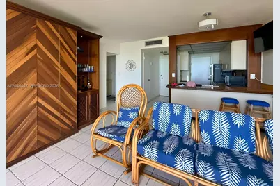 2899 Collins Ave #905, Miami Beach, FL 33140 - Photo 5