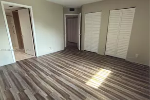 1300 SW 125th Ave, Pembroke Pines, FL 33027 - Photo 9