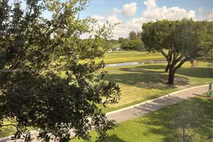 1300 SW 125th Ave, Pembroke Pines, FL 33027 - Photo 17