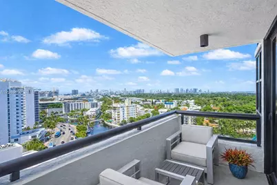 2555 Collins Ave #1814, Miami Beach, FL 33140 - Photo 13
