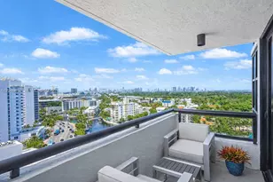 2555 Collins Ave, Miami Beach, FL 33140 - Photo 13