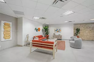 2555 Collins Ave, Miami Beach, FL 33140 - Photo 27