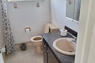 9410 NW 24th Pl, Pembroke Pines, FL 33024 - Photo 9