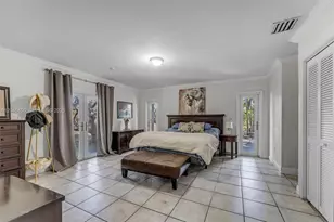 20076 SW 190th St, Miami, FL 33187 - Photo 11