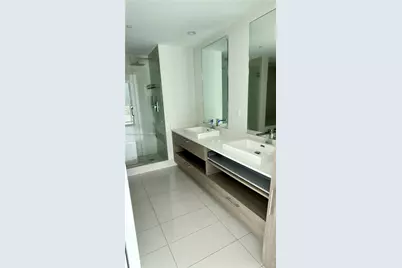 1300 S Miami Ave #1710, Miami, FL 33130 - Photo 19