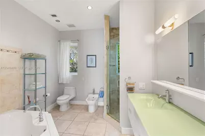 737 Alhambra Cir, Coral Gables, FL 33134 - Photo 33