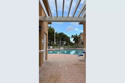 17720 NW 73rd Ave #105, Hialeah, FL 33015 - Photo 25