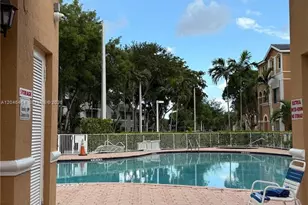 17720 NW 73rd Ave, Hialeah, FL 33015 - Photo 25