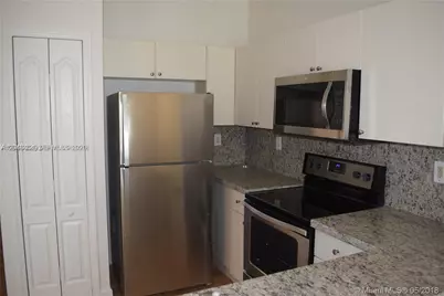 17720 NW 73rd Ave #105, Hialeah, FL 33015 - Photo 9