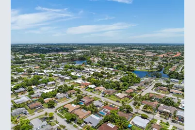 3620 NW 24th St, Lauderdale Lakes, FL 33311 - Photo 39