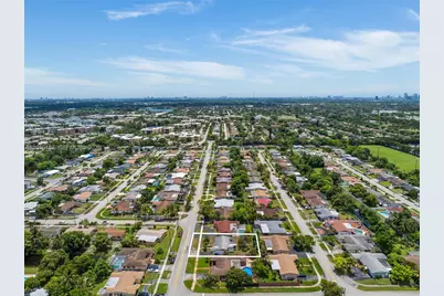 3620 NW 24th St, Lauderdale Lakes, FL 33311 - Photo 41