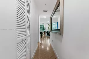 79 SW 12th St, Miami, FL 33130 - Photo 5