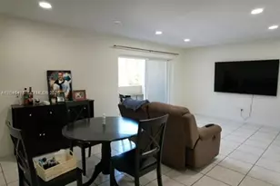7715 SW 86th St, Miami, FL 33143 - Photo 9