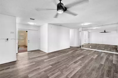 3405 Emerald Oaks Dr #207, Hollywood, FL 33021 - Photo 7