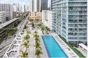 79 SW 12th St, Miami, FL 33130 - Photo 7