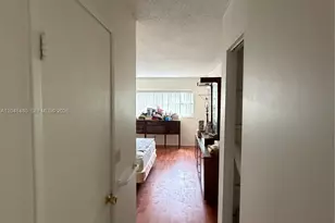 1000 NE 14th Ave, Hallandale Beach, FL 33009 - Photo 11