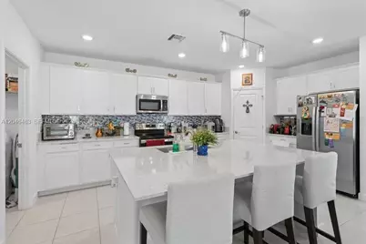 6018 Henderson Way, West Palm Beach, FL 33415 - Photo 9