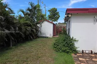 323 NW 4th Pl, Deerfield Beach, FL 33441 - Photo 25