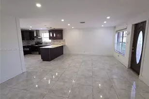 323 NW 4th Pl, Deerfield Beach, FL 33441 - Photo 13