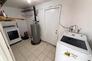 323 NW 4th Pl, Deerfield Beach, FL 33441 - Photo 21