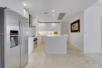 2301 Collins Ave #PH22, Miami Beach, FL 33139 - Photo 5