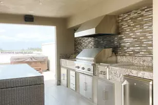 6453 NW 104th Ct, Doral, FL 33178 - Photo 13