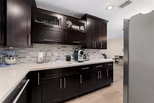 2201 NE 66th St, Fort Lauderdale, FL 33308 - Photo 19