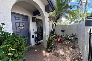6633 NW 178th Terrace, Hialeah, FL 33015 - Photo 3