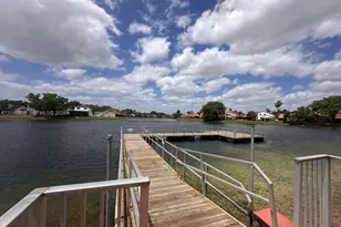 6633 NW 178th Terrace, Hialeah, FL 33015 - Photo 37
