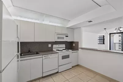 2301 S Ocean Dr #1004, Hollywood, FL 33019 - Photo 13