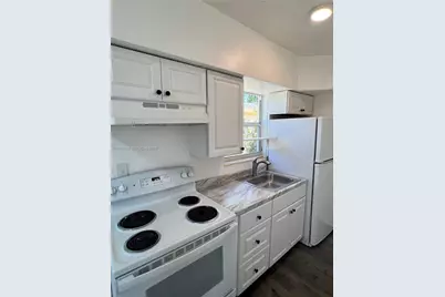 1946 NE 167th St #1, North Miami Beach, FL 33162 - Photo 9